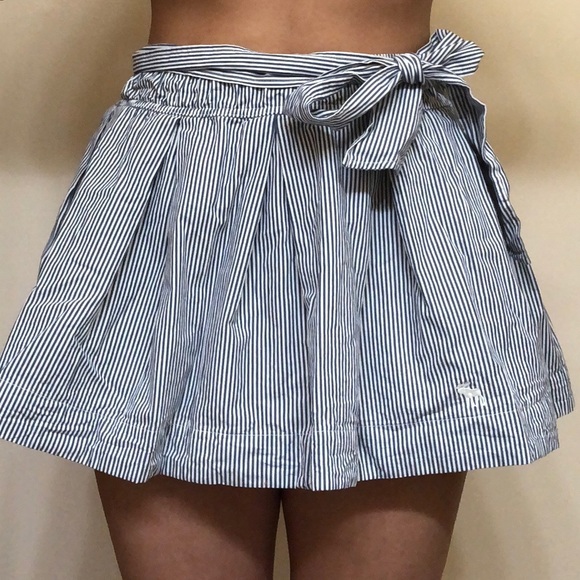 Abercrombie & Fitch Skirt - Picture 3 of 3